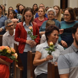 MISSA EM HOMENAGEM AO DIA DAS MÃES