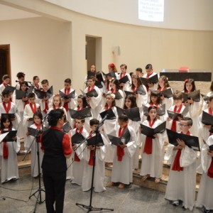 MISSA EM HOMENAGEM AO DIA DAS MÃES