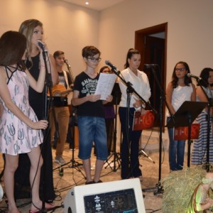 MISSA E FORMATURA DOS 9º ANOS E TERCEIRO ANO DO ENSINO MÉDIO