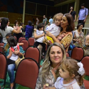 APRESENTAÇÕES EM HOMENAGEM AO DIA DAS MÃES