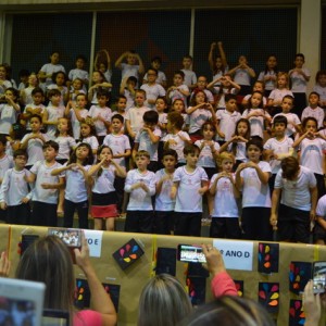 APRESENTAÇÕES EM HOMENAGEM AO DIA DAS MÃES