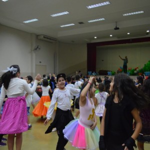 DESFILE DE FANTASIAS DO FUNDAMENTAL I