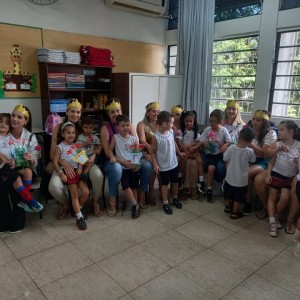 EDUCAÇÃO INFANTIL: SINGELOS GESTOS E SORRISOS, ORAÇÕES E BENÇÃOS - DIA DAS MÃES 2024