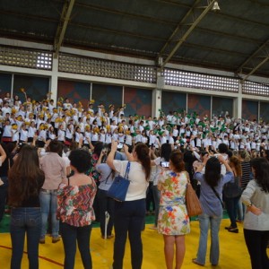 APRESENTAÇÕES EM HOMENAGEM AO DIA DAS MÃES