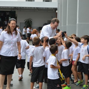 ARCEBISPO DOM ANUAR EM VISITA AO COLÉGIO SANTO INÁCIO