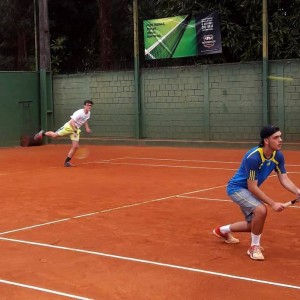 ALUNO E EX-ALUNO DO COLÉGIO SÃO FINALISTAS DA CLASSE OURO DO TORNEIO ITA BRASIL