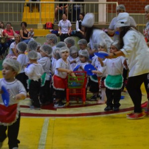 APRESENTAÇÕES EM HOMENAGEM AO DIA DAS MÃES