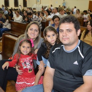 MISSA EM HOMENAGEM AS MÃES