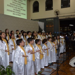 MISSA EM HOMENAGEM AS MÃES