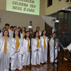 MISSA EM HOMENAGEM AS MÃES