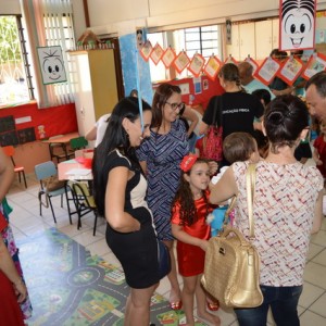 MOSTRA DE TRABALHOS 2016 - LITERATURA INFANTIL