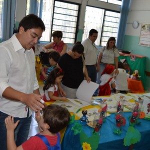 MOSTRA DE TRABALHOS 2016 - LITERATURA INFANTIL