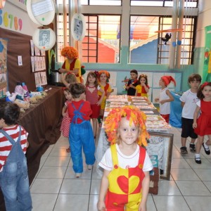 MOSTRA DE TRABALHOS 2016 - LITERATURA INFANTIL