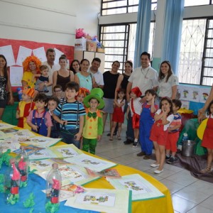 MOSTRA DE TRABALHOS 2016 - LITERATURA INFANTIL