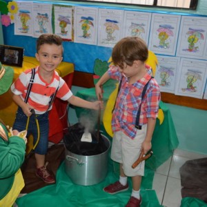 MOSTRA DE TRABALHOS 2016 - LITERATURA INFANTIL