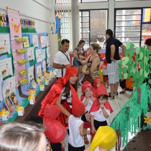 MOSTRA DE TRABALHOS 2016 - LITERATURA INFANTIL