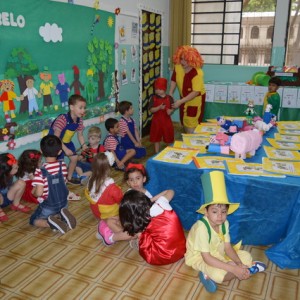 MOSTRA DE TRABALHOS 2016 - LITERATURA INFANTIL