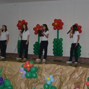 HOMENAGEM DA EDUCAÇÃO INFANTIL ÀS MÃES