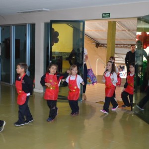 HOMENAGEM DA EDUCAÇÃO INFANTIL ÀS MÃES