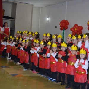 HOMENAGEM DA EDUCAÇÃO INFANTIL ÀS MÃES