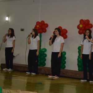 HOMENAGEM DA EDUCAÇÃO INFANTIL ÀS MÃES