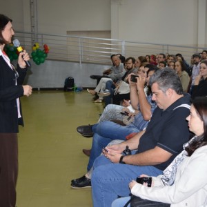 HOMENAGEM DA EDUCAÇÃO INFANTIL ÀS MÃES