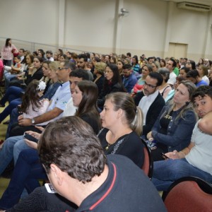 HOMENAGEM DA EDUCAÇÃO INFANTIL ÀS MÃES