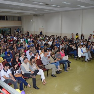 HOMENAGEM DA EDUCAÇÃO INFANTIL ÀS MÃES