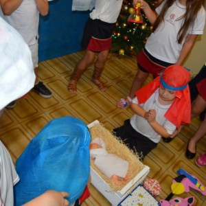 ENTREGA DAS ATIVIDADES DE 2016 E APRESENTAÇÃO DE NATAL