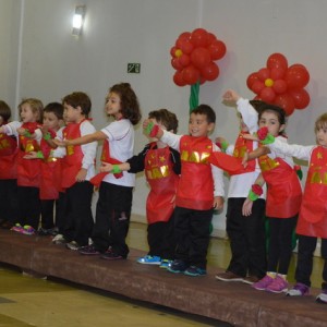 HOMENAGEM DA EDUCAÇÃO INFANTIL ÀS MÃES