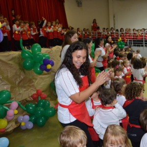 HOMENAGEM DA EDUCAÇÃO INFANTIL ÀS MÃES