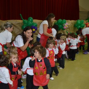 HOMENAGEM DA EDUCAÇÃO INFANTIL ÀS MÃES